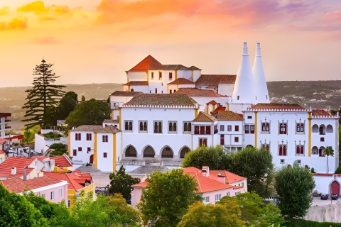 Lissabon: Pena Palace & Garden>Sintra>CaboRoca>Cascais DayTourPaleis van Pena, tuin van Sintra, Cabo da Roca, Cascais