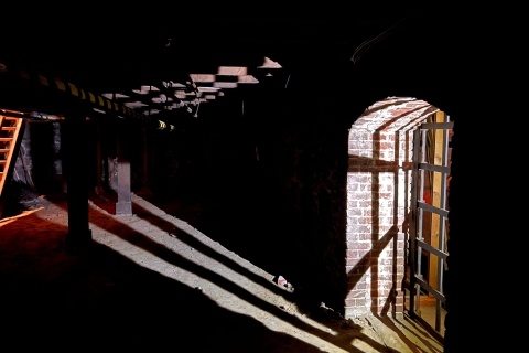 Portland: Recorrido por el túnel subterráneo de Shanghai con degustación de cerveza