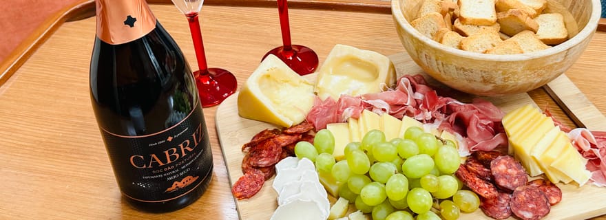 Lisbonne : Croisière romantique avec vin et tapas portugaises