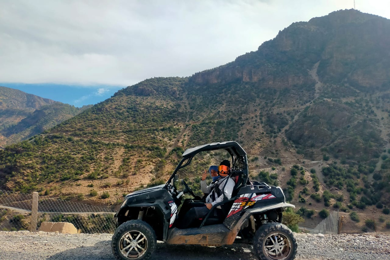 Paseo de medio día en buggy por el desierto de Agafay en Marrakech