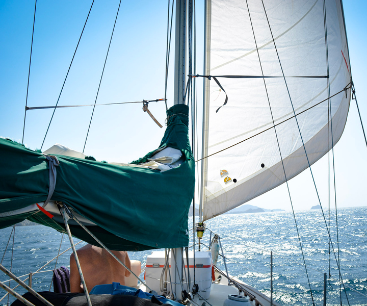 Santa Marta: Sunset Sailing in the bay