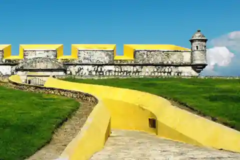 Depuis Mérida : Edzna & City Tour Campeche recorrido guiado