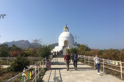 Pokhara: Dia Mundial da Estupa da Paz