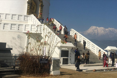 Pokhara: Dia Mundial da Estupa da Paz