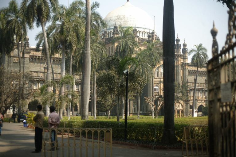 Passeio turístico particular em Mumbai de carroMumbai: excursão turística privada com traslados de carro