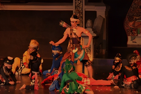 Prambanan: Ramayana-Ballett-Aufführung mit AbendessenYogyakarta : Ramayana Ballett Aufführung mit Abendessen