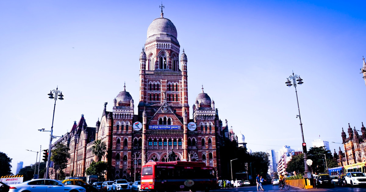 Mumbai: Private Sightseeing Tour with Transfers by Car | GetYourGuide