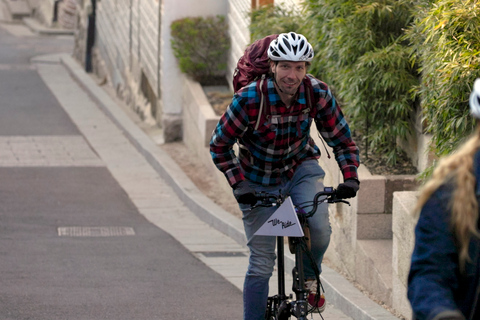 Seoul: tour mattutino in eBike della città