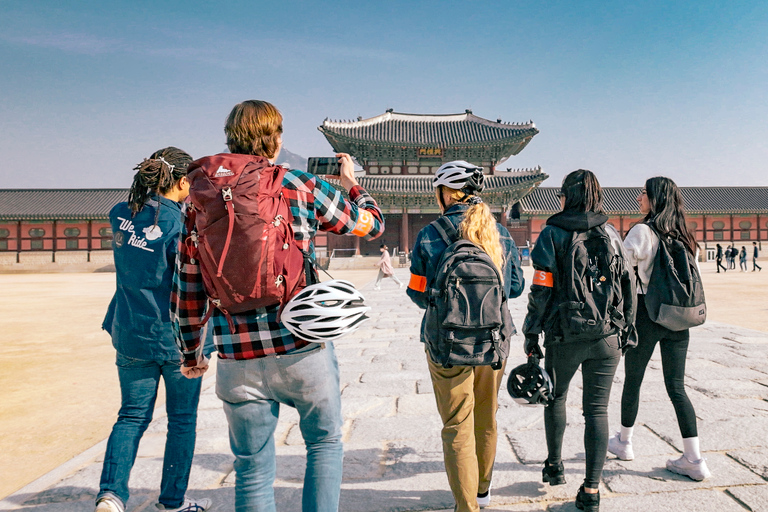 Seoul: tour mattutino in eBike della città