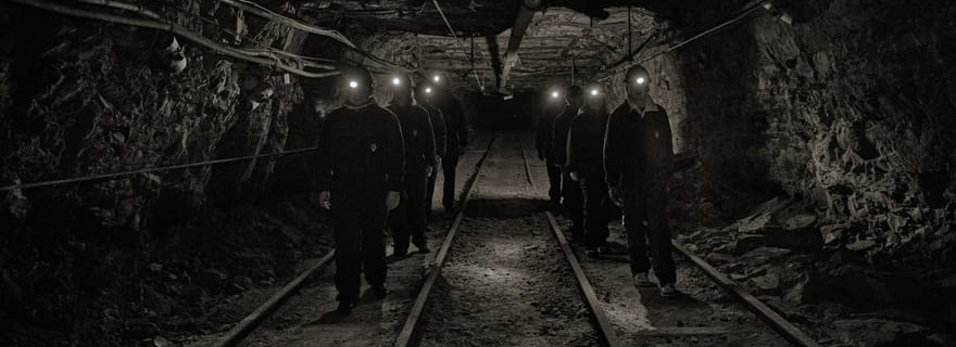 Longyearbyen: Tour della storica miniera di carbone a Gruve 3