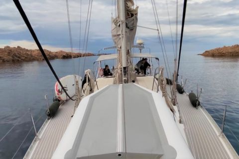 From Cannigione: Daily sailing trip in La Maddalena