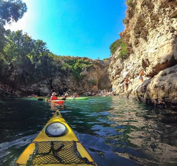 Sorrento: Premiumupplevelse med kajakpaddling och paddleboarding ...