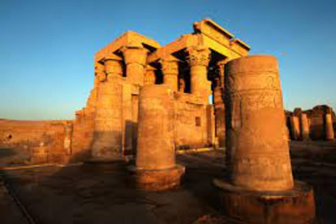 From Cairo: 12-Day Tour with Luxor to Aswan Cruise &amp; Petra