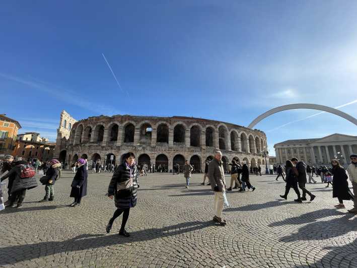Verona: tour guidato a piedi per piccoli gruppi con biglietti per l'Arena