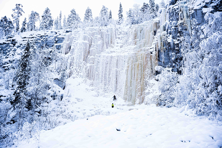 Desde Rovaniemi: Excursión de un día a las Cascadas Heladas de Korouoma