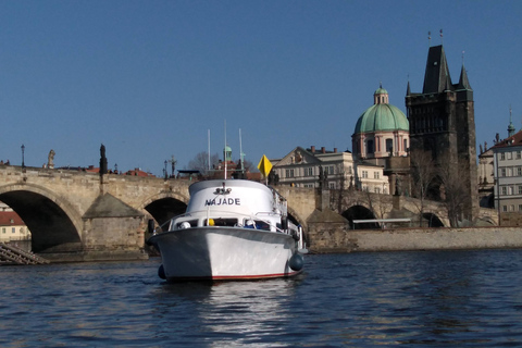 Prague: Vltava River Private Boat Party with DrinksTour with Unlimited Drinks