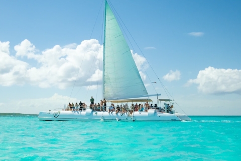 Punta Cana: catamarantour op het eiland Saona met lunchbuffet