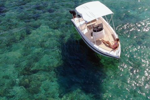 Santorini: Half-Day Boat Rental Without License
