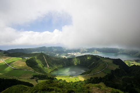 Group Van Tour: Discover Sete Cidades and much more