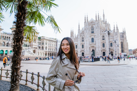 Milán: Visita Privada - Duomo, Degustación de Gelato y Museo PradaMilán: Visita Privada al Duomo, Degustación de Gelato y Museo Prada