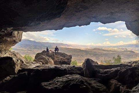 Pikimachay e Huanta: Un viaggio attraverso Ayacucho
