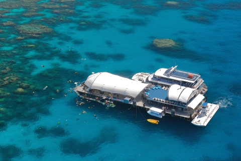 Cairns: excursion en catamaran semi-sous-marin dans la Grande Barrière de CorailBillet Individuel