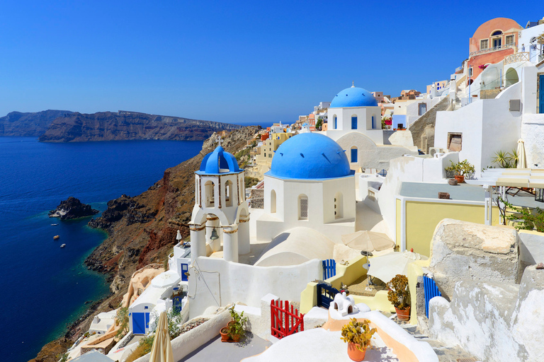 Santorin : Excursion d&#039;une journée dans les villages et les églises avec vue sur le coucher de soleil