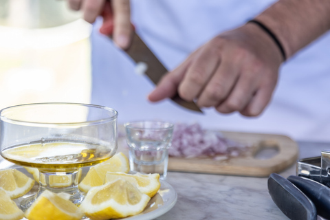 Rethymno Clase de cocina con un lugareño en su huertoClase práctica de cocina en el jardín más hermoso de Rethymno