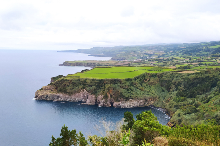 Groepsbustour: ontdek Lagoa do Fogo en nog veel meer!Groepsbustour: ontdek Lagoa do Fogo en nog veel meer