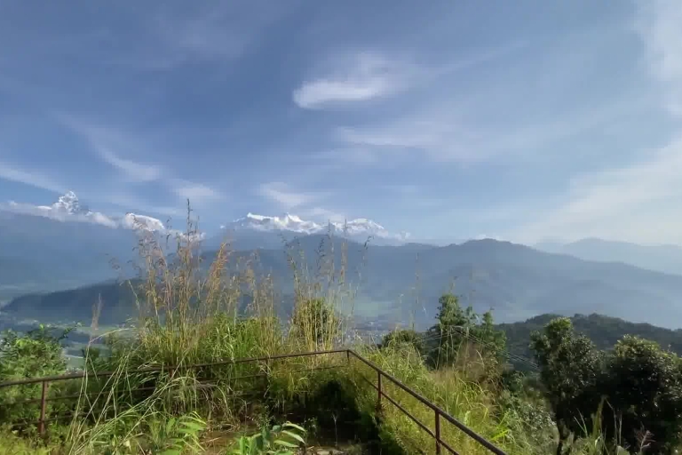 Pokhara : Randonnée d'une journée depuis Sarangkot jusqu'au stupa de la paix mondiale