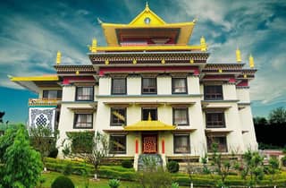 Kathmandu: Tour durch die antike Stadt Kirtipur und das Kloster Pharping