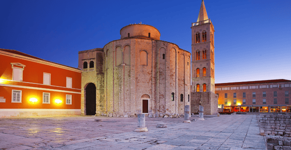 Zadar: Evening Walking Tour of the Old Town