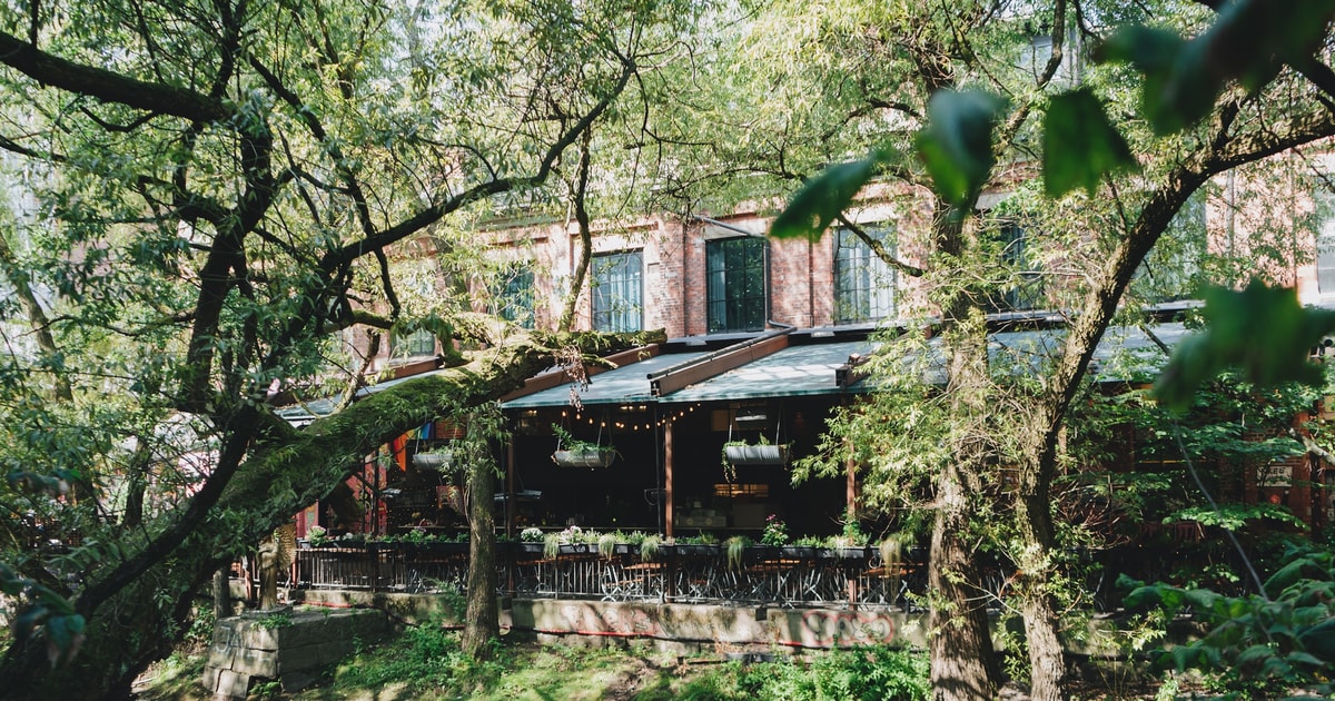 oslo-norway-riverwalk-local-history-tour-getyourguide