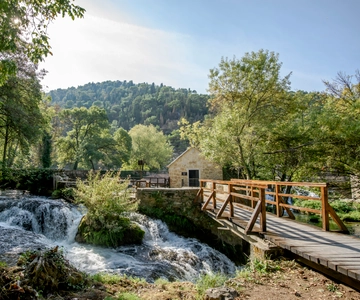 Split: Prywatny transfer do Krka z kierowcą i opcjonalnym przewodnikiem