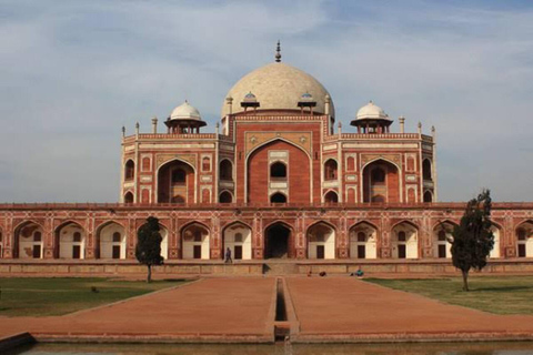 From Delhi : 1 Day Old Delhi and New Delhi Private TourTour without Monument Entrance Fees