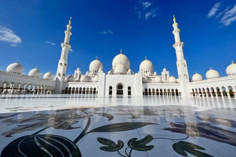 Abu Dhabi: Afternoon City Tour With Qasr Al Watan & Mosque