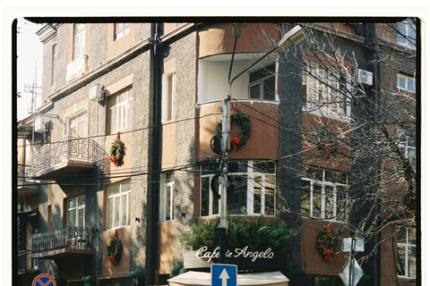 Yerevan: Evening Walking Tour with Local Guide