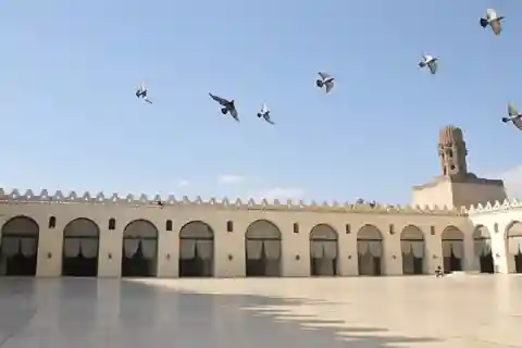 Cairo: All-Inclusive Islamic and Coptic Cairo Tour & Lunch