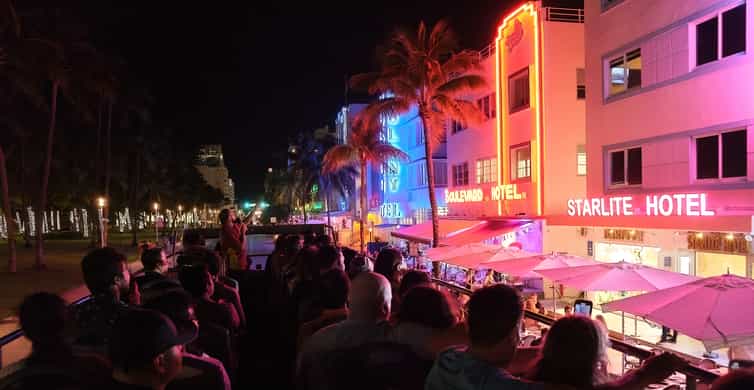 Miami: Open-top Bus Sightseeing Night Tour with Live Guide photo 15