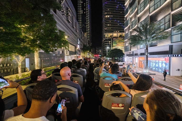 Miami: Open-Top Sightseeing Night Tour met live gidsMiami: Sightseeing Open-Top Night Bus Tour met Live Gids