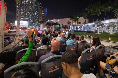 Miami: Open-Top Sightseeing Night Tour mit Live GuideMiami: Sightseeing Open-Top Nachtbustour mit Live Guide