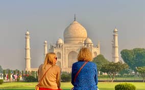 Mumbai: Private 2-Day Delhi & Agra Trip with Flights & Hotel
