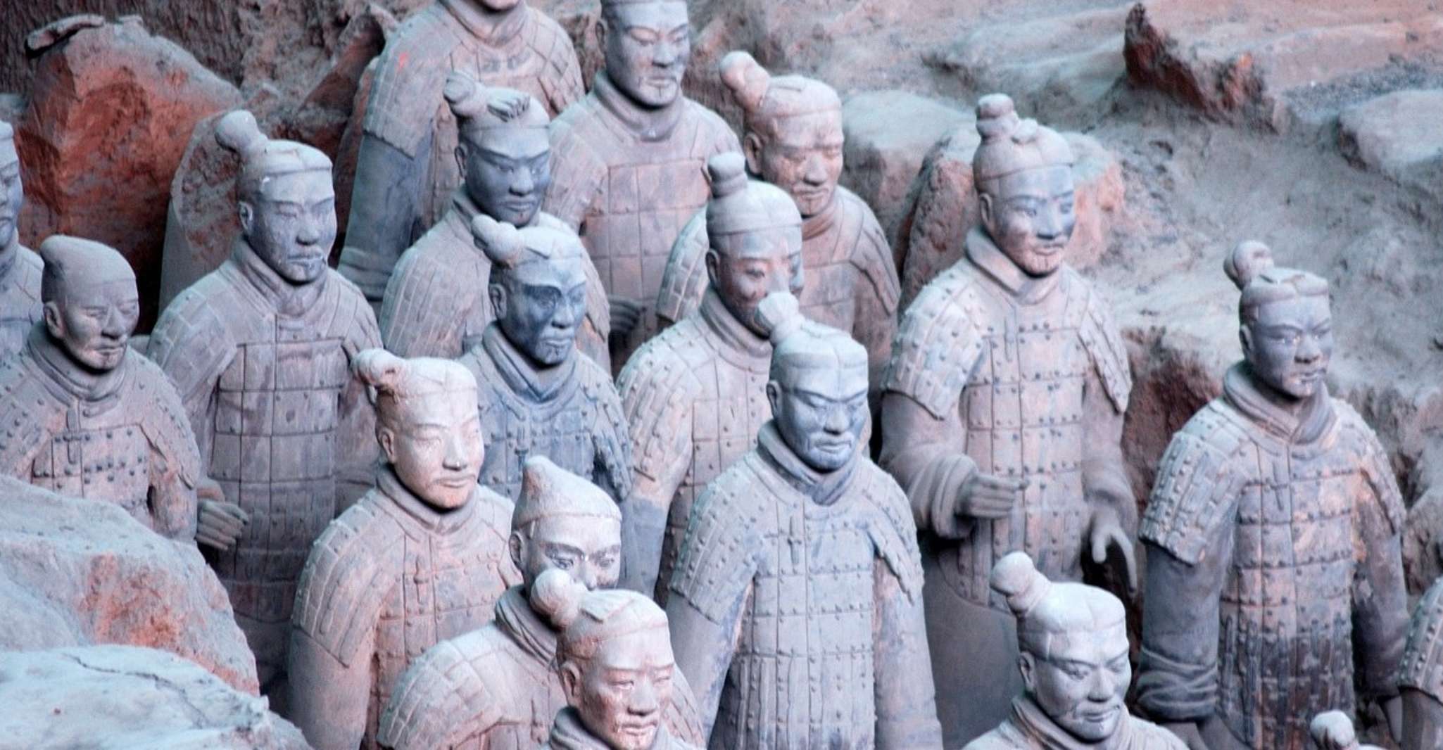 Xi'an, Guided Day Tour to Huaqing Palace & Terracotta Army - Housity