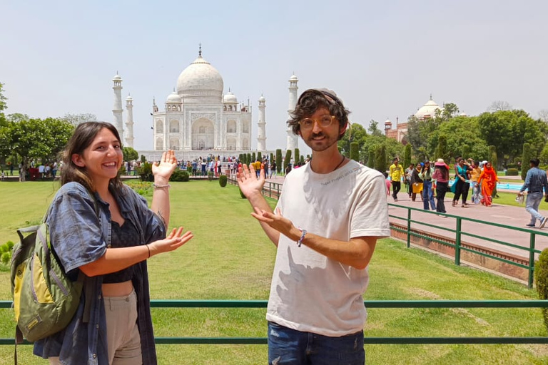 Taj Mahal Tour mit Mittagessen im 5-Sterne-Hotel