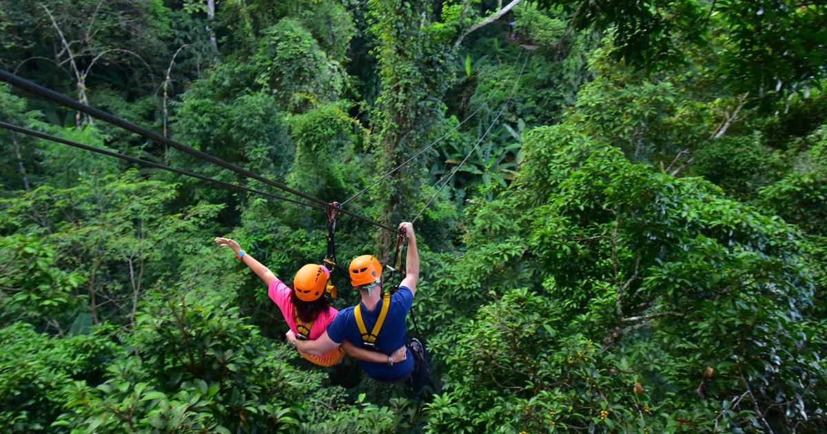 Zipline над водопадами в Тайланде