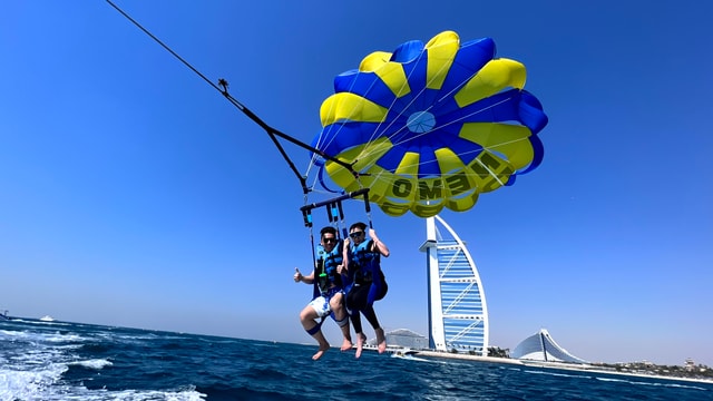 Dubai: Burj Al Arab Parasailing, ijs, foto's en video's