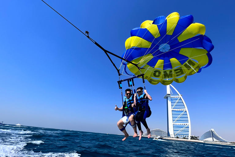 Dubai: parasailing-ervaring met uitzicht op Burj Al ArabDuo Parasailen