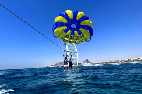 Dubai: parasailing-ervaring met uitzicht op Burj Al ArabDuo Parasailen