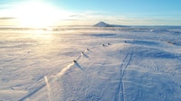 Reykjahlid, aventura de motos de nieve por el lago Mývatn - Housity
