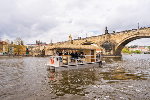 Fiesta en Praga Barco Tiki - El Bar Flotante